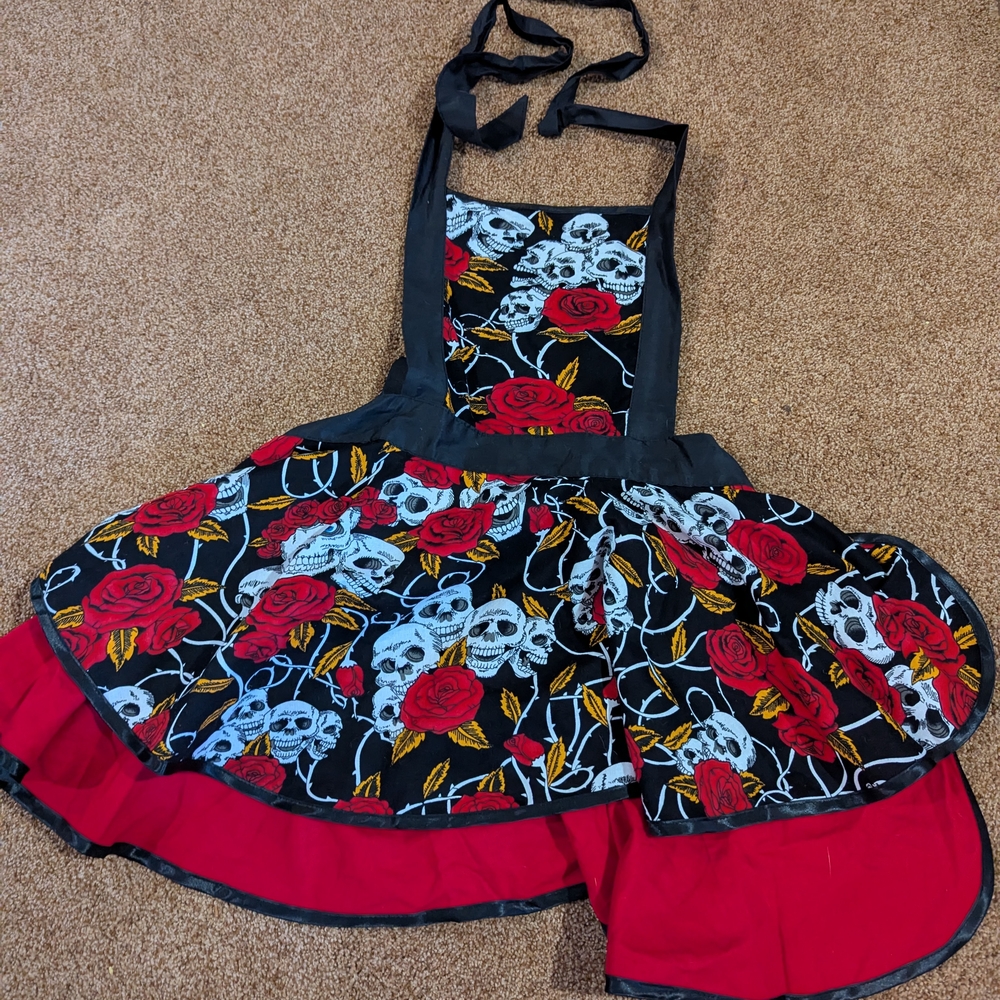 Black and Red Skull and Rose Apron